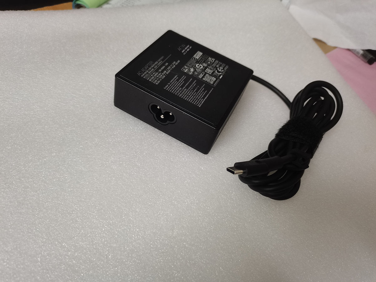 Zasilacz sieciowy ADP-130HB B  – Pc Gaming Uk recenzja i cena